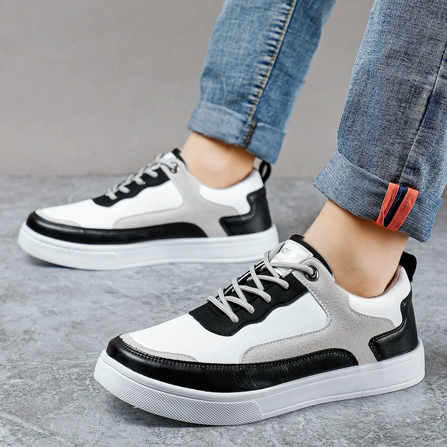 Jett Metro Sneakers