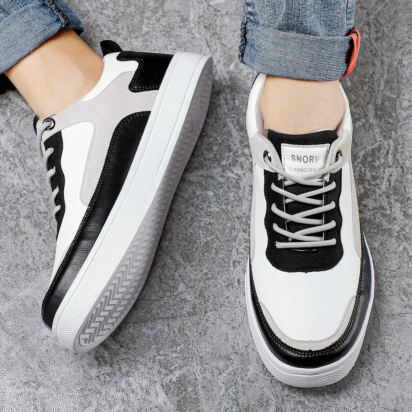 Jett Metro Sneakers
