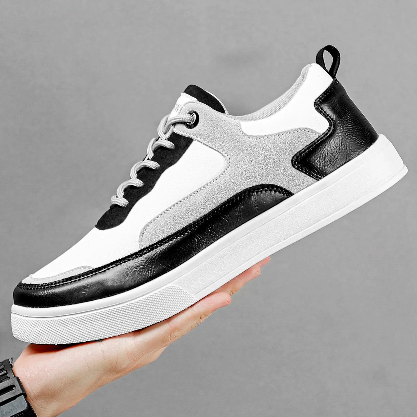 Jett Metro Sneakers